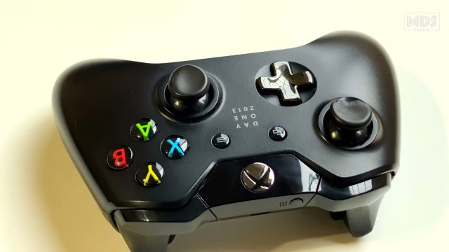 Xbox One Day 1 2013 Controller - Retired After 8 Years of Use - 4K Gaming